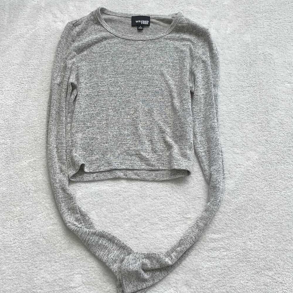 NWOT Aritzia Wilfred Free Georgia T-Shirt Grey
